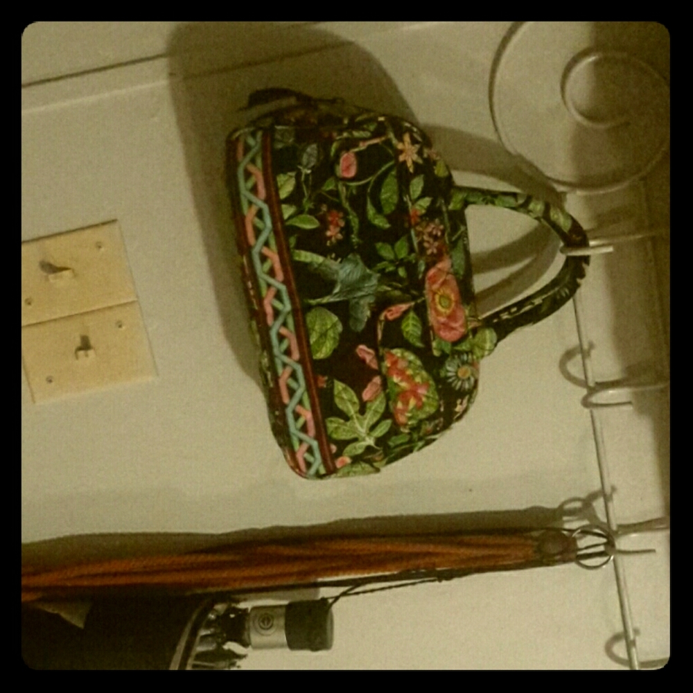 Vera Bradley pocketbook